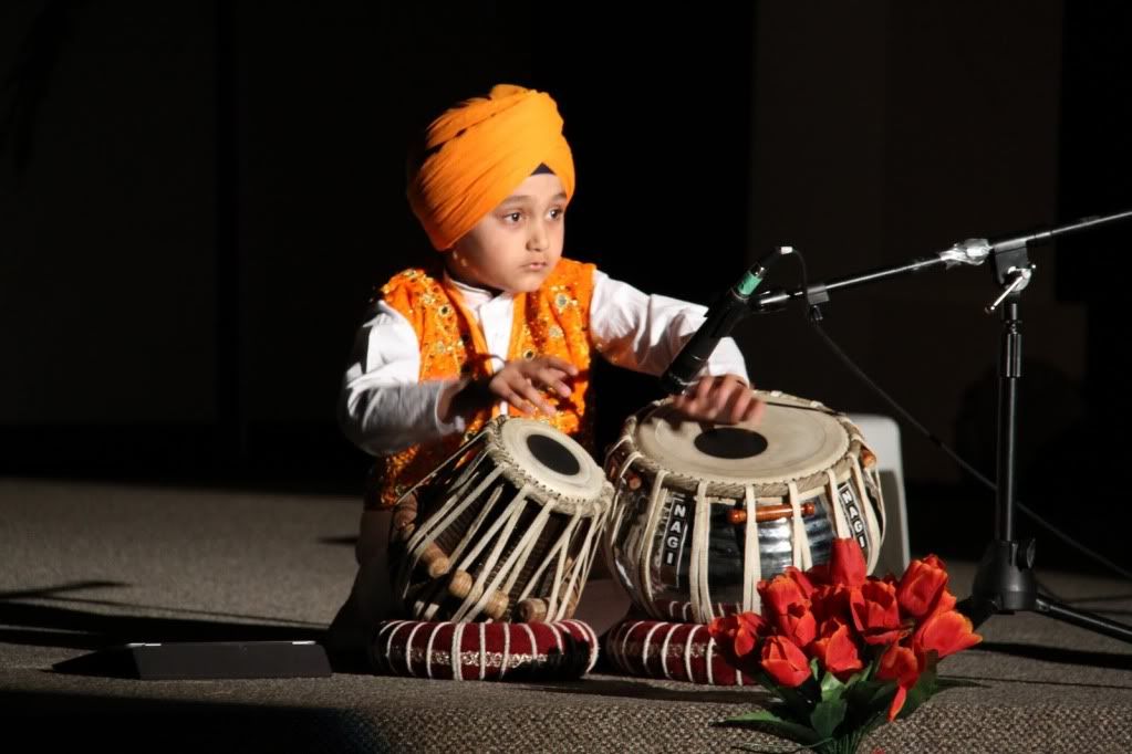 A talented kid takes centrestage | DesiQube.com A talented kid takes centrestage | DesiQube.com