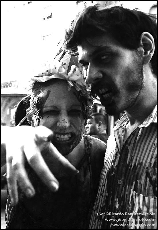 Zombies (Fotos Propias) Zombies (Fotos Propias)