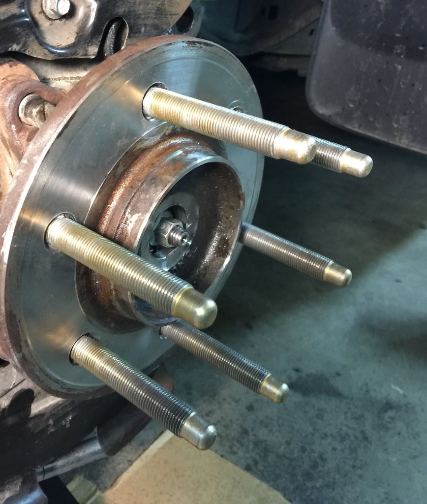 Stripped wheel stud looking for extended length studs Ford Raptor