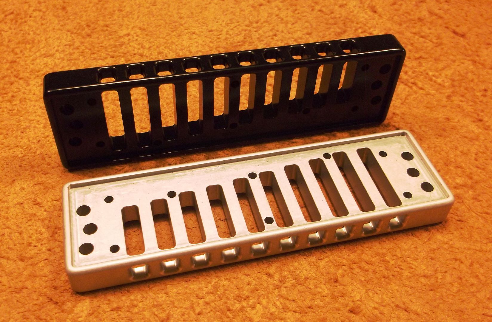 Clear and Black Anodized Aluminum Special 20 Combs photo SP20 Black amp Clear_zpsq9jdxswe.jpg