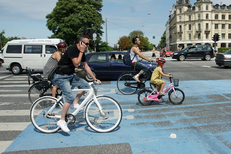 Copenhagen-child-cyclist.jpg