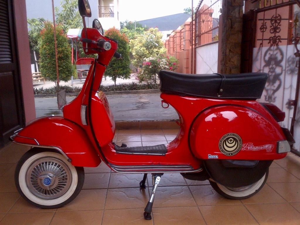 Modifikasi Vespa Warna Merah vespa p150x warna merah modif new px looking mulus Modifikasi Vespa Warna Merah vespa p150x warna merah modif new px looking mulus