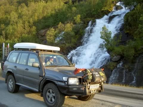 1999-toyota-landcruiser-vx100-le-7.jpg