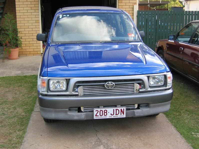 hilux023.jpg