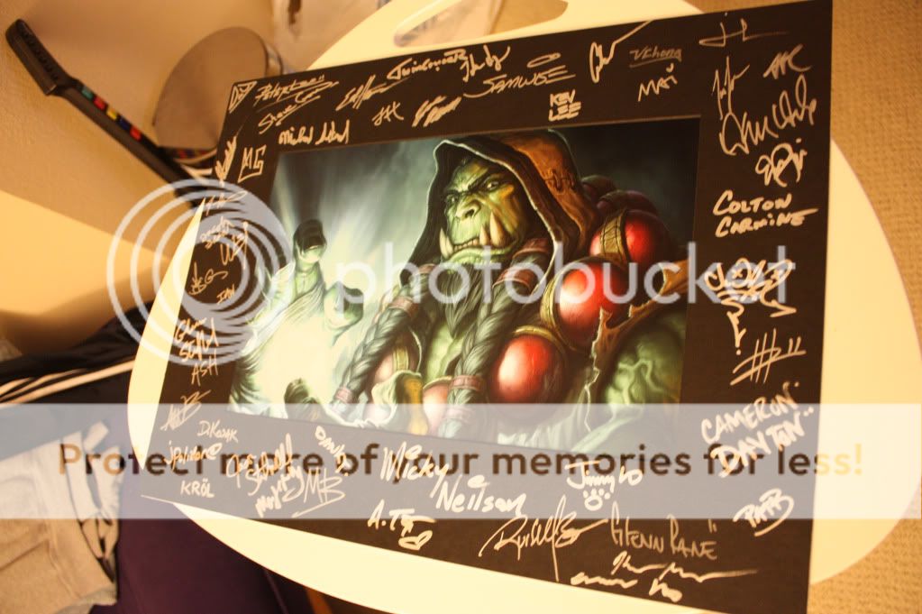 Blizzcon 2011 Collectibles World of Warcraft Signed Artwork Rare 